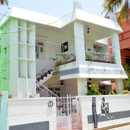 Hotel La Maison Blanche Puducherry Exterior foto