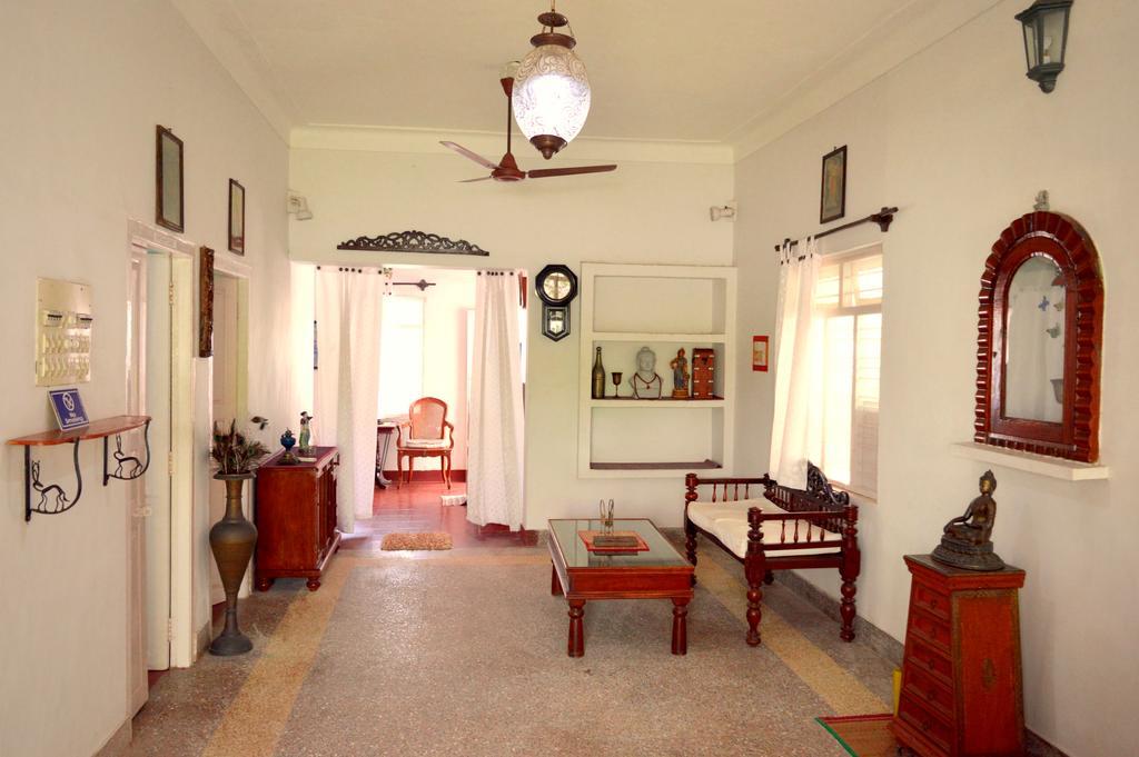 Hotel La Maison Blanche Puducherry Exterior foto