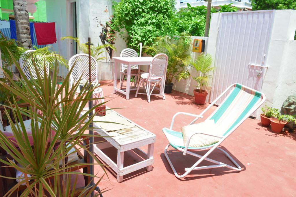Hotel La Maison Blanche Puducherry Exterior foto