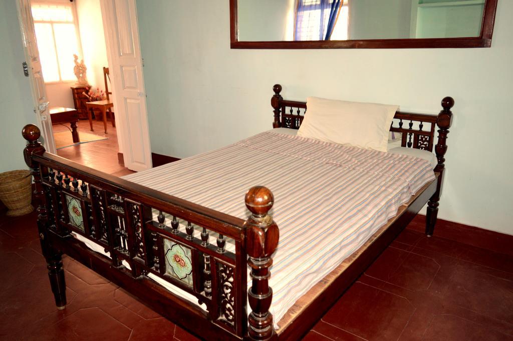 Hotel La Maison Blanche Puducherry Zimmer foto